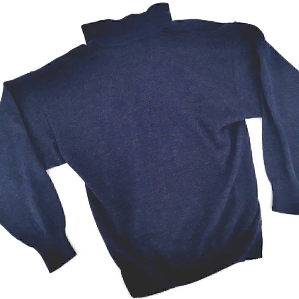 Boston Traders' Men's L Wool Blue Soft Sweater